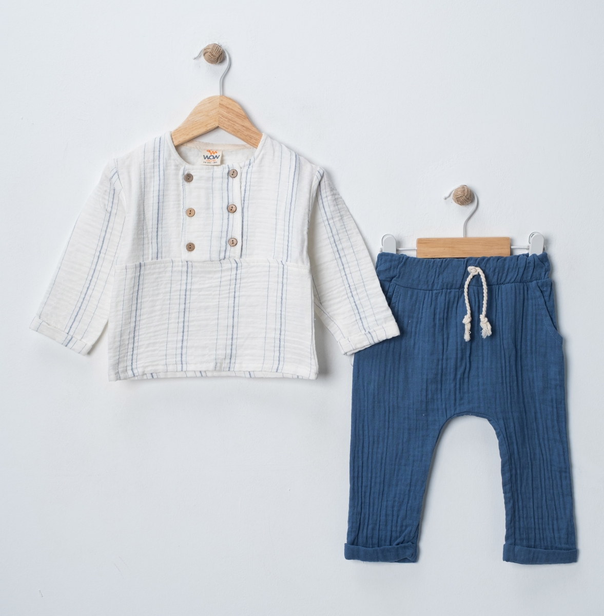 ÖNDEN ALTI DÜĞMELİ MEVSİMLİK TAKIM 9-24 AY 4 ADET