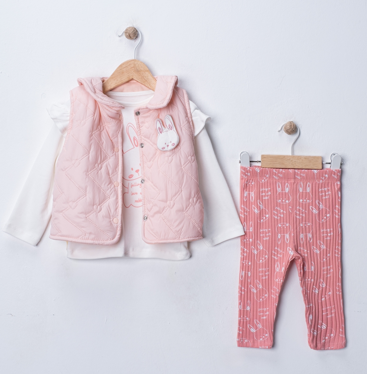 160 TAVŞAN BASKILI KIZ TAKIM 3-12 AY 4 ADET