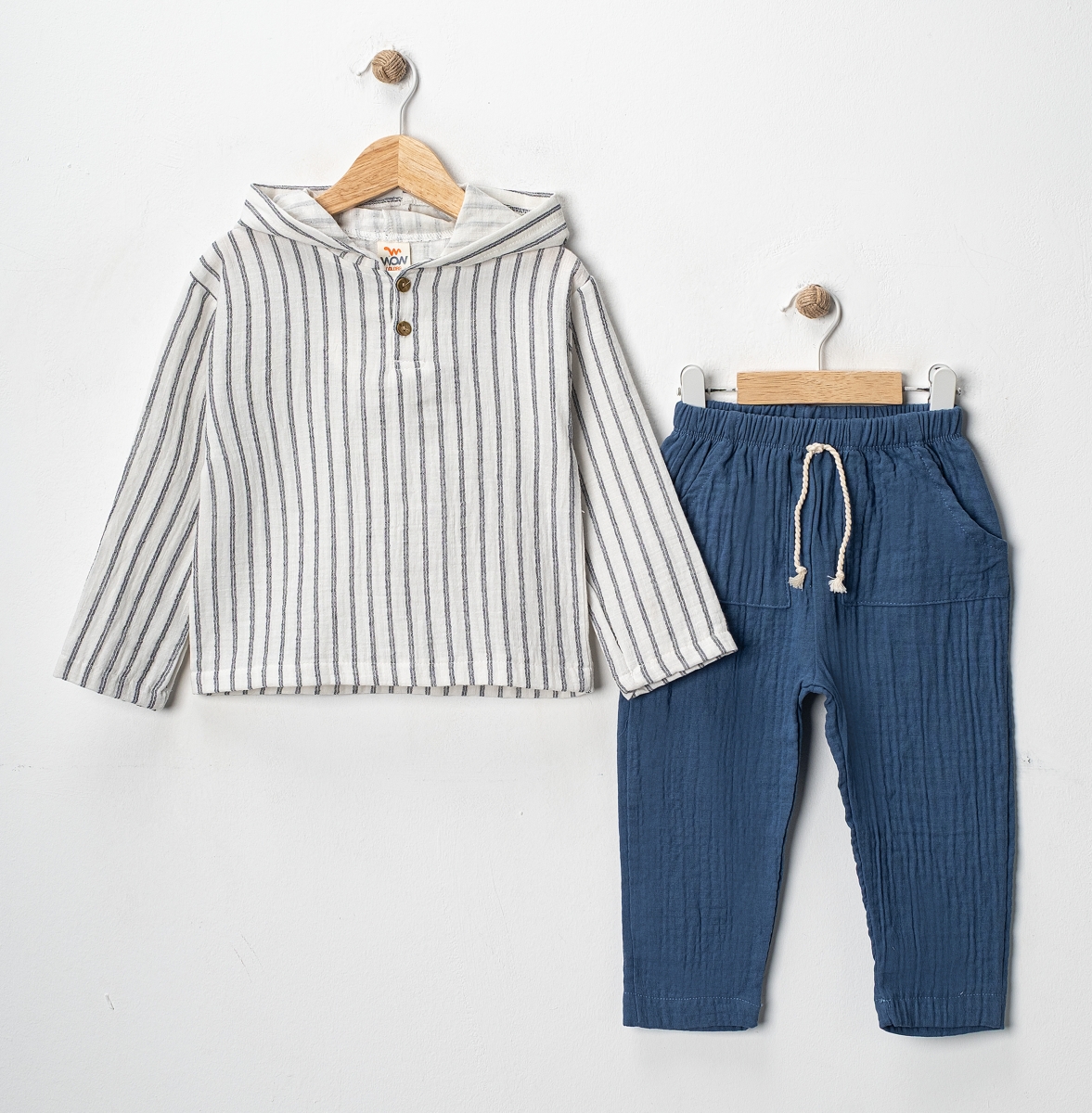 ÇİZGİLİ KAPŞYONLU  BASKILI TAKIM 9-24 AY 4 ADET